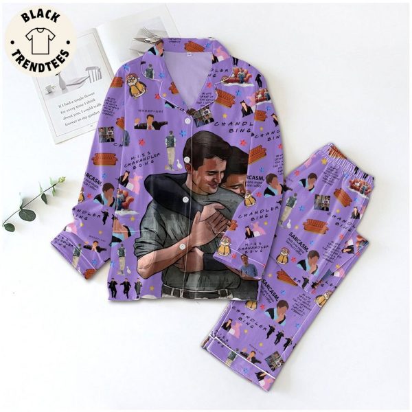 Chandler Bing Miss Chanandler Bong Man Portrait Purple Design Pajamas Set