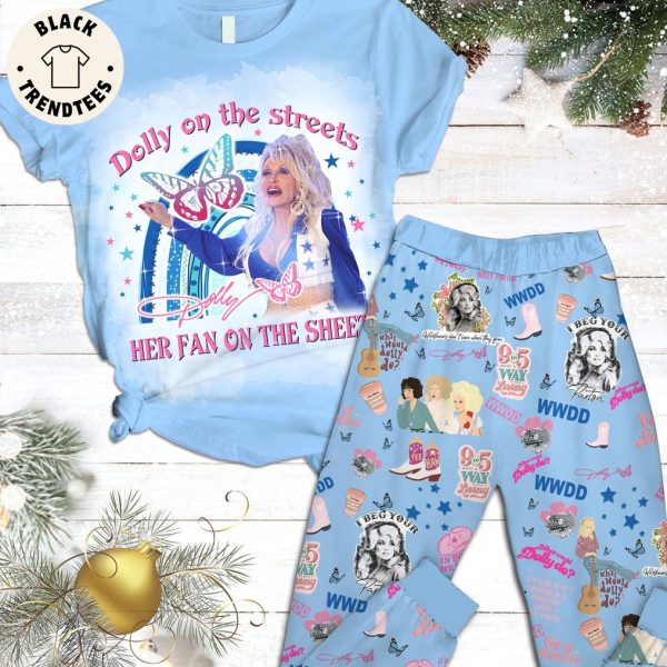 Dolly On The Streets Her Fan On The Sheet Blue Design Pajamas Set