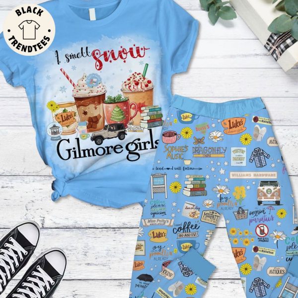 I Smell Snow Gilmore Girls Blue Design Pajamas Set