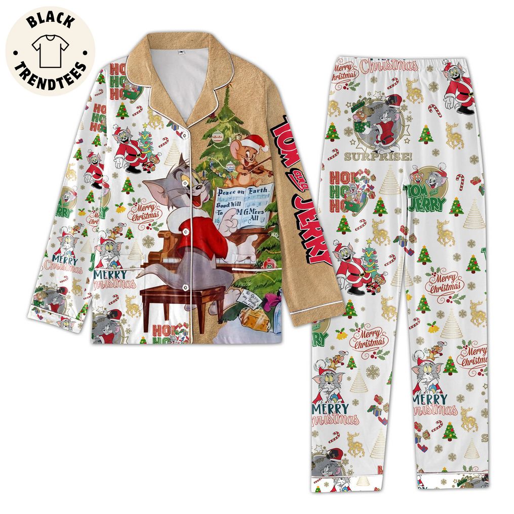 Merry Christmas Tom And Jerry Design Pajamas Set