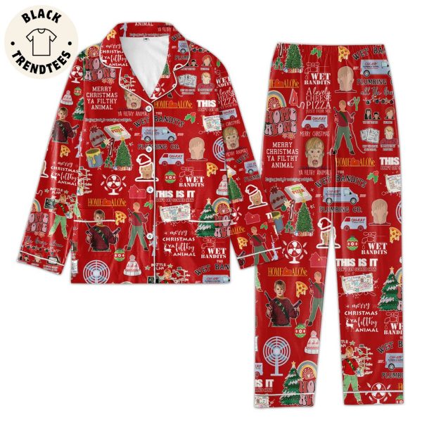 Merry Christmas Ya Fil Thy Animal Christmas Design Pajamas Set