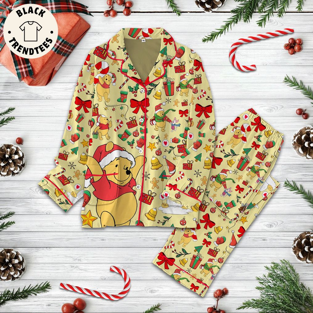 Winnie The Pooh Christmas Design Pajamas Set