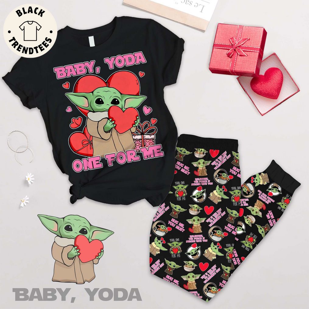Baby Yoda One For Me Black Design Pajamas Set