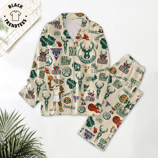 Fear The Deer Milwaukee Bucks Pajamas Set