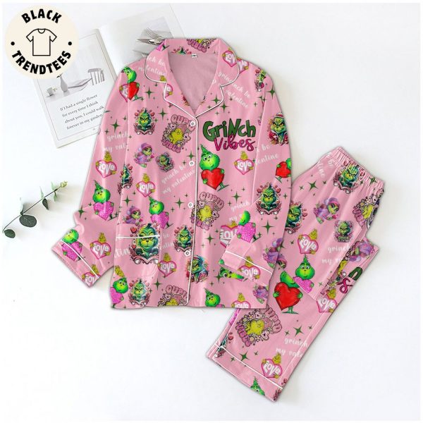 Grinch Vibes Love Portrait Pink Design Pajamas Set