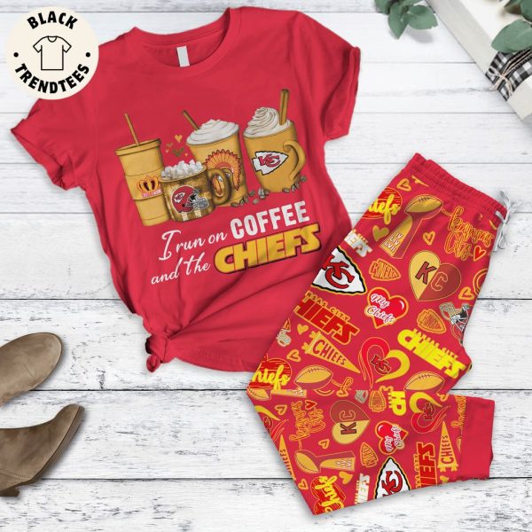 I Run On Coffee An The Chiefs Red Design Pajamas Set