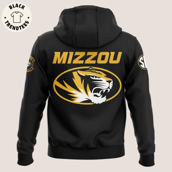 Limited Edition Missouri Tigers Mascot Black Design 3D Hoodie Longpant Cap Set